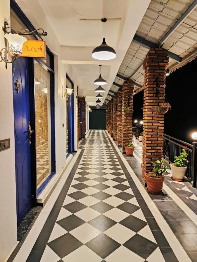 The Lanswood Estate Otel Lansdowne Dış mekan fotoğraf